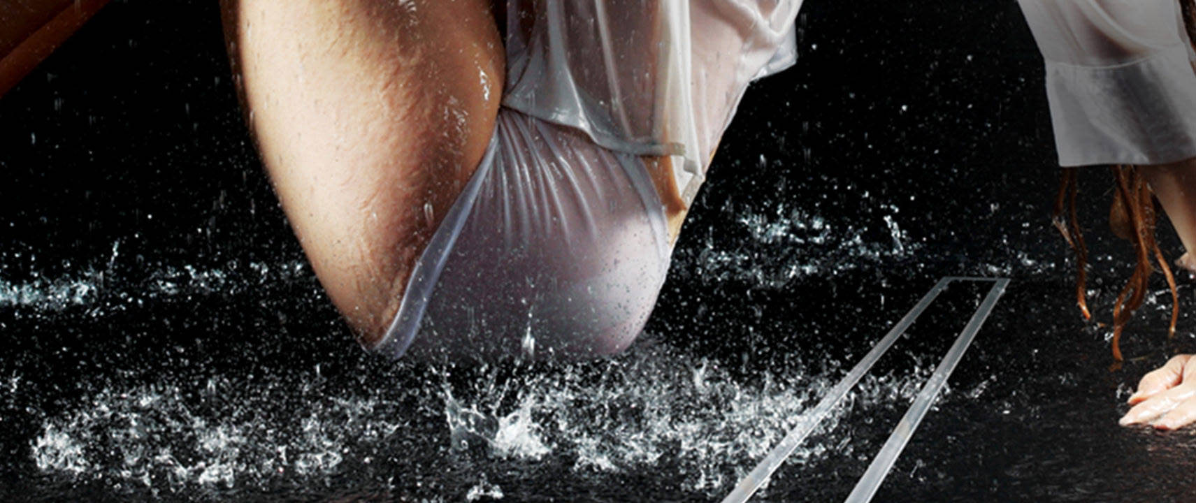 Slivnik Confluo Premium LINE 550 crno staklo